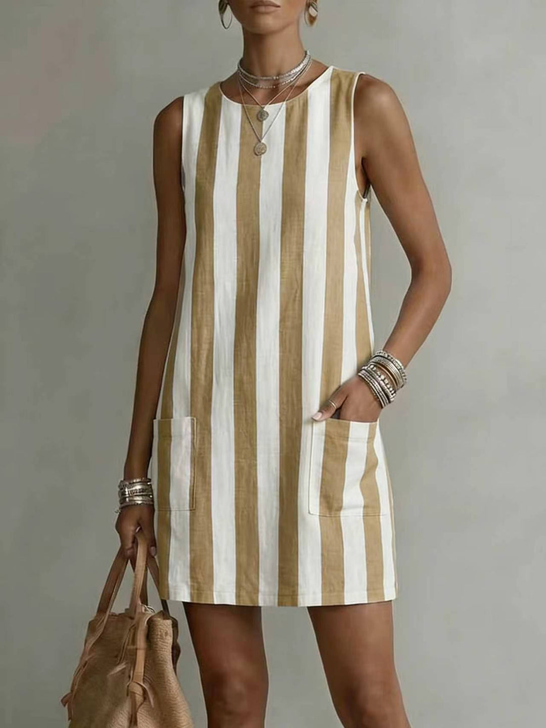 Zayvia - Effortless Stripe Midi Dress