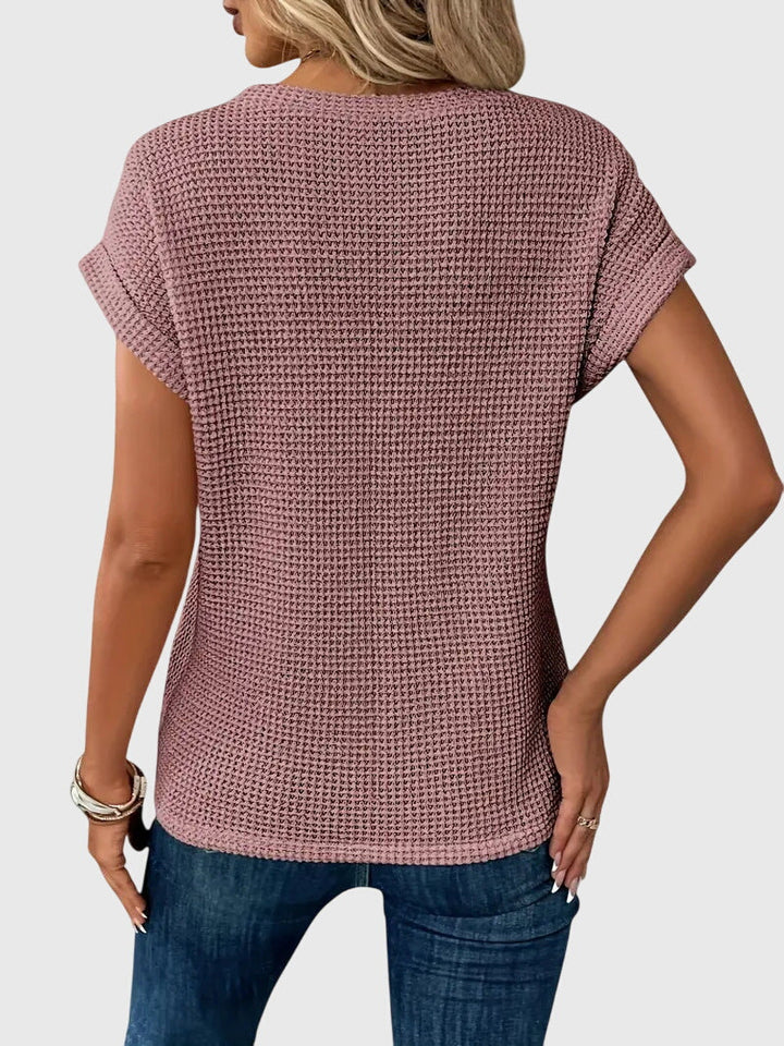 Isa | Elegant Blouse with Crew Neck