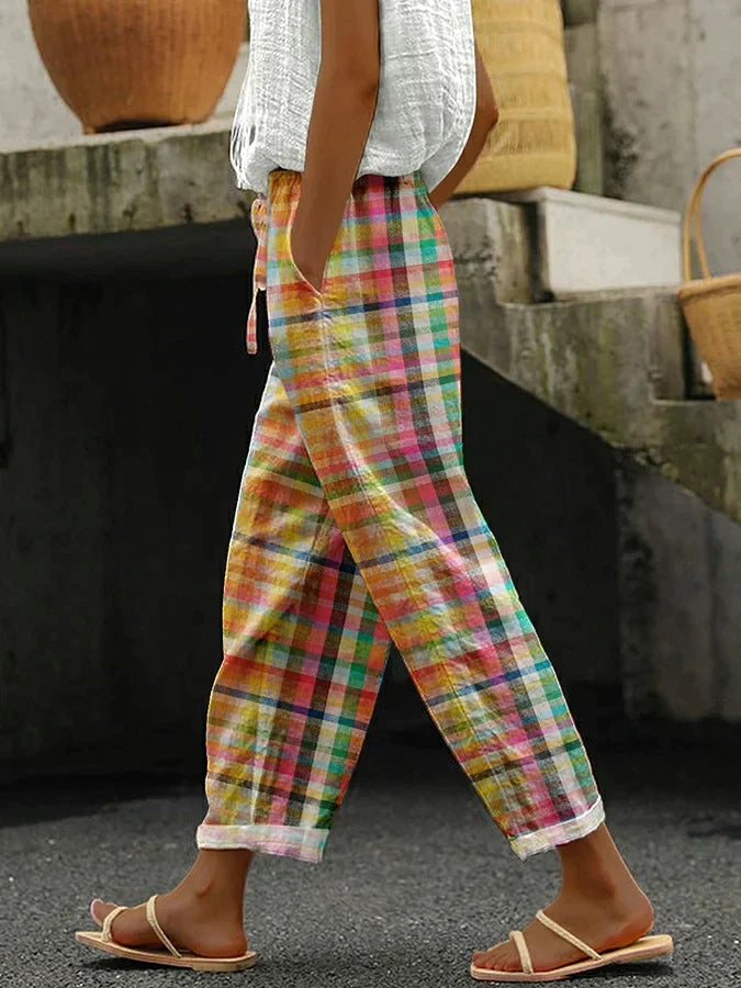 Gabrielle – COMFORTABLE CHECKERED PANTS