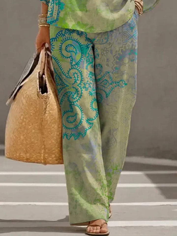 Floréa | Two-Piece Set – Retro Floral Fit